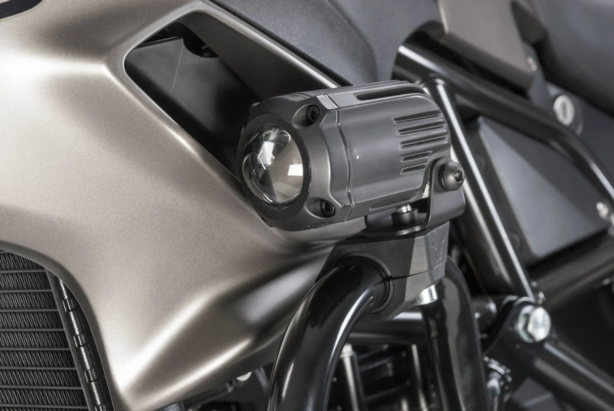 SW-Motech crashbar light mount kit for 22-28mm crashbars, durable Bevestigingsmaterialen for motorcycle lighting installation