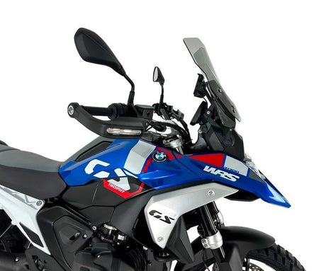 WRS touring windscherm for BMW R1300GS, transparent or smoked, showing the clear and tinted motorcycle windscreen on the bike.