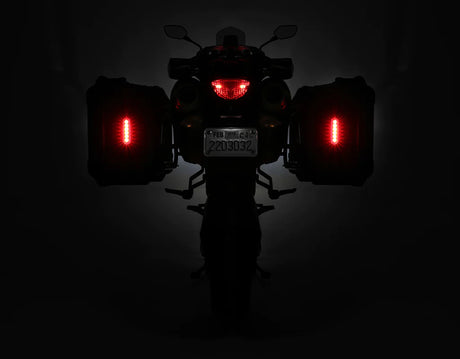 B6 LED remlicht met dagrijverlichting voor universeel gebruik - ApexMoto