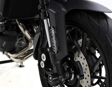 Dagrijverlichting Kit met voorspatbord mount - Wit of Oranje - ApexMoto