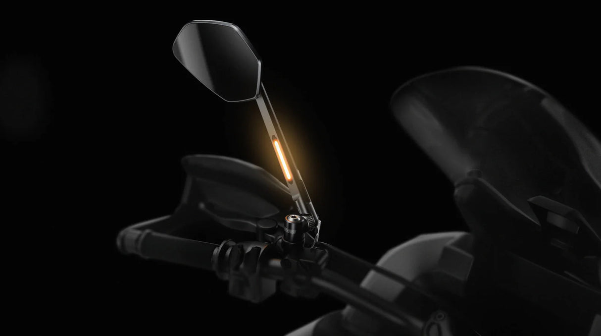 Chigee SR-1 radar system for blind spot detection, featuring sleek design and sensor components for vehicle safety.