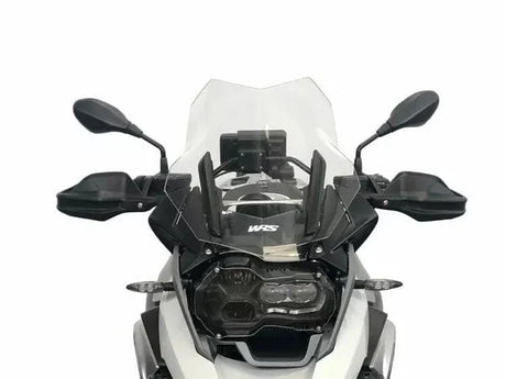 WRS standard windscherm for BMW R1200 GS, R1250GS, and Adventure motorcycle, shown mounted on a bike.