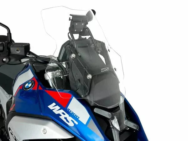 WRS Touring Plus windscherm in transparant or smoked for BMW R1300GS GSA motorcycle, shown in a close-up view.