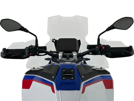 WRS Caponord Plus windscherm with radar for BMW R1300GS Adventure motorcycle, shown installed on the bike.