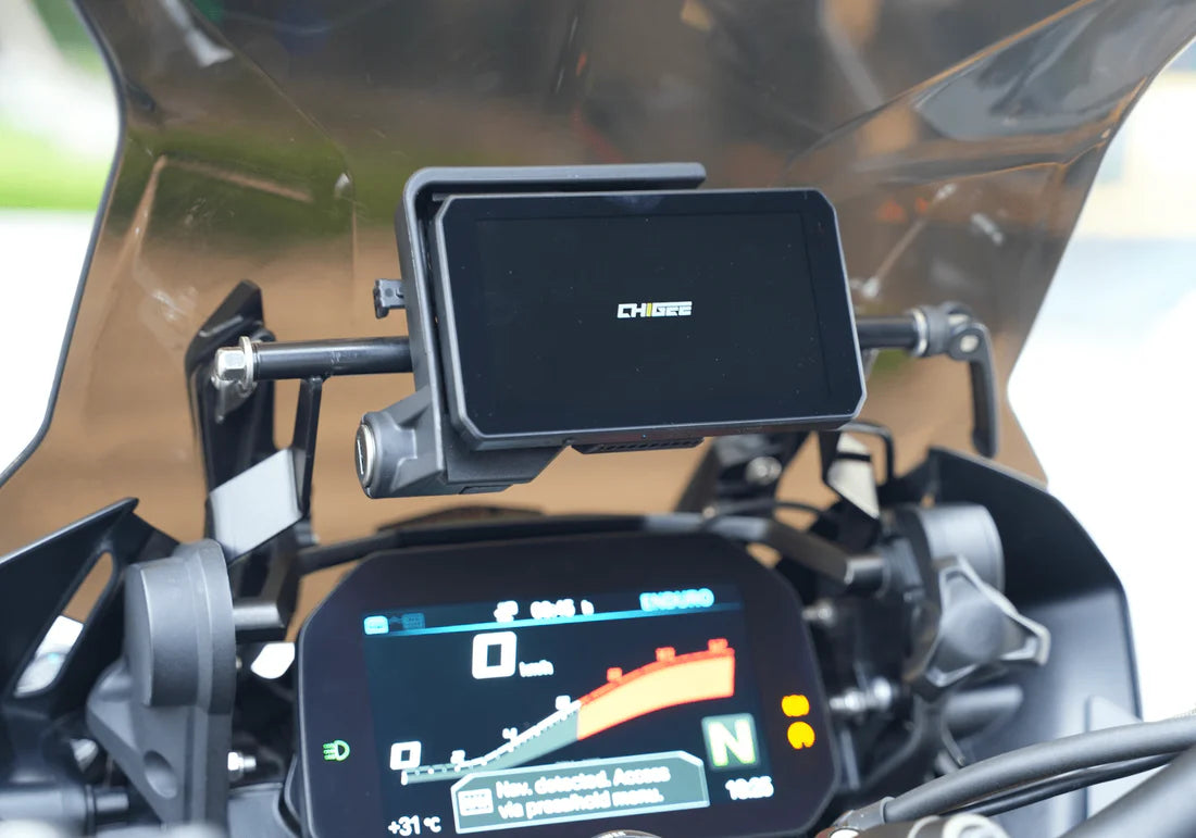 Chigee Chigee Aio 5 Play Voor Bmw Met Plug And Play Navigator Houder 55486421598550 1100x