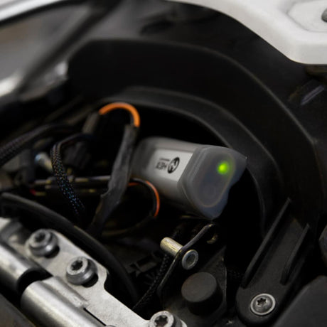 Hex Innovate Adventure Sleeve for ezCAN Cansmart and motoCAN, a silicone protective cover with LED lights visible at the top.