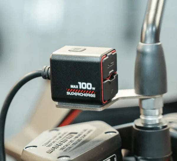 Tr100 Chigee Chigee Tr100 Oplaadhub Druppellader En Powerbank In Een 56679257997654 600x