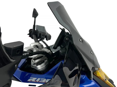 WRS Touring Plus windscherm with radar for BMW R1300GS Adventure motorcycle, providing wind protection and radar integration.